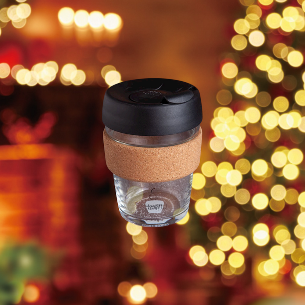 Kaffeebecher to go aus Glas weihnachtlich